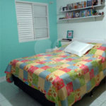 Casa 4 dormitórios, 3 vagas