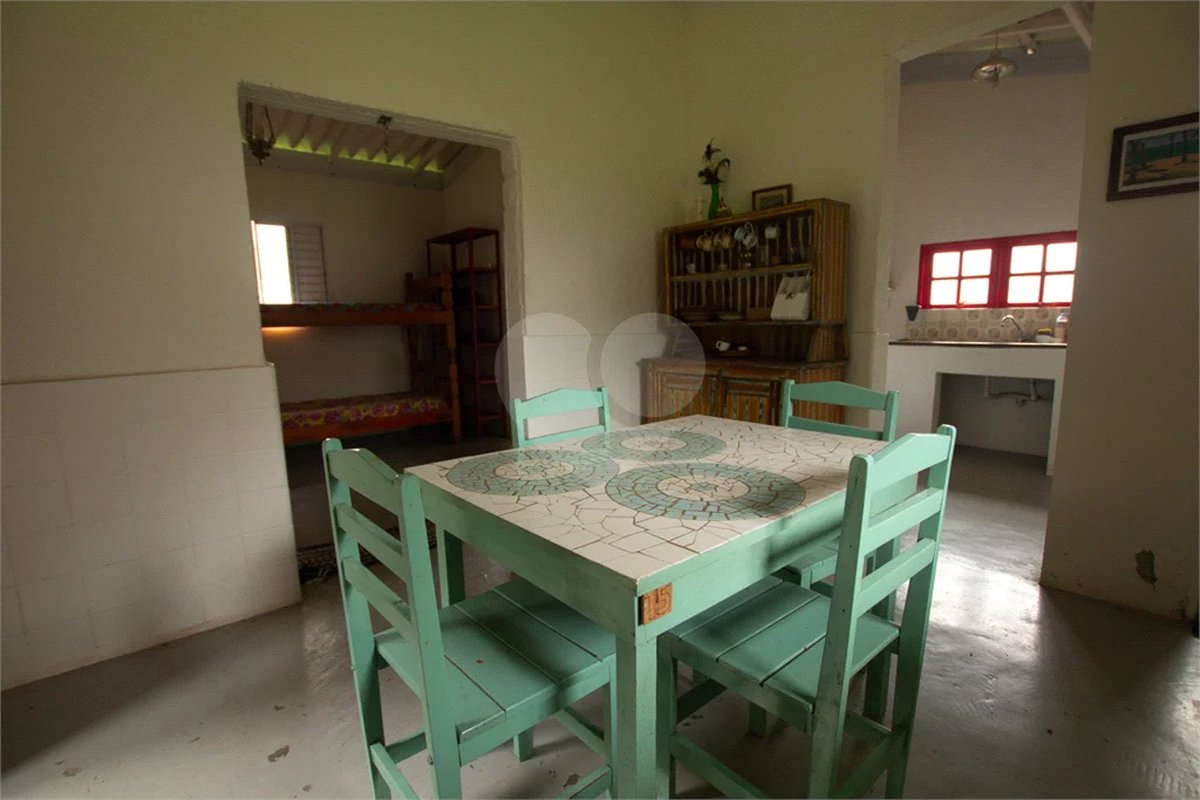 Sítio à venda com 8 quartos, sendo 4 suítes, em Taiaçupeba, Mogi das Cruzes, SP