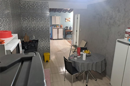 Casa à venda com 2 quartos, sendo 1 suíte,  em Jardim Primavera, Louveira, SP