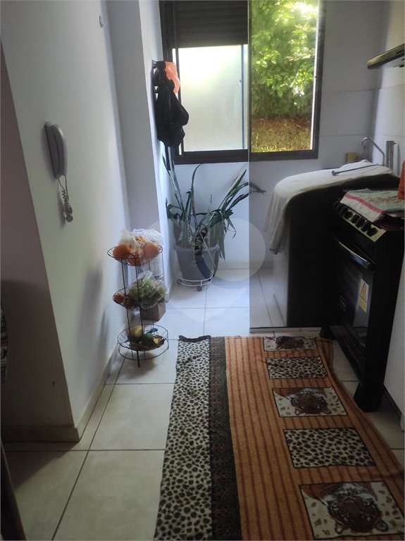 Apartamento no Condomínio Ipê Branco .