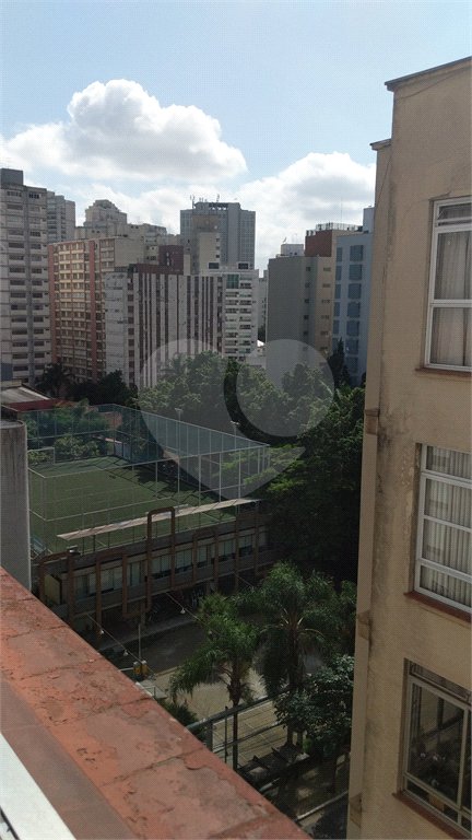 Apartamento à venda no bairro Bela Vista.