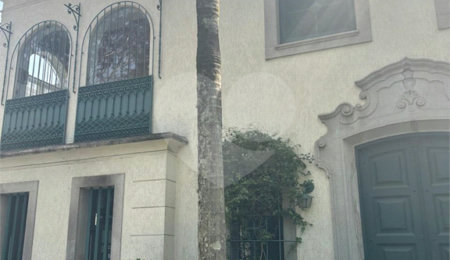 Casa à venda com 5 quartos, sendo 3 suítes, em Jardim América, São Paulo, SP