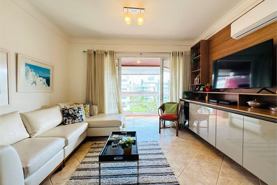 Apartamento à venda com 3 quartos, sendo 1 suíte,  em Riviera de São Lourenço, Bertioga, SP