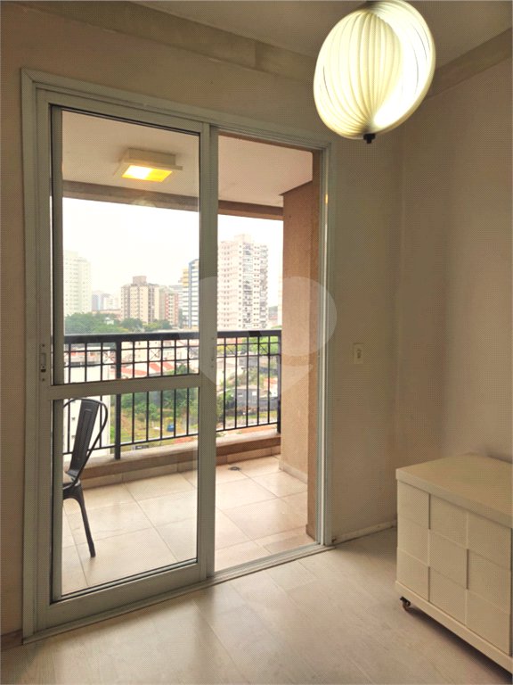 Apartamento na Chácara Inglesa com 2 dormitórios (1 suite), varanda, vista livre e vaga
