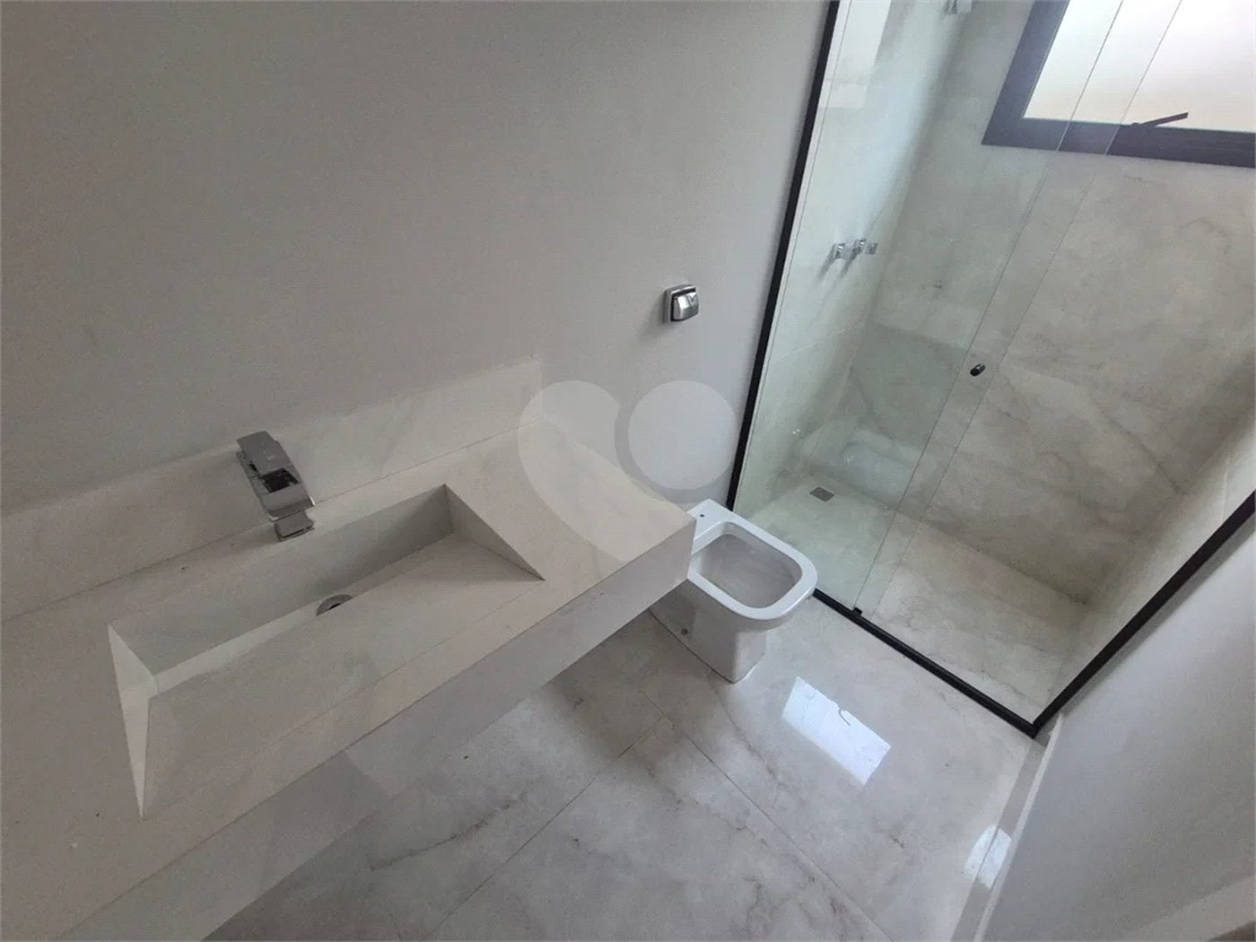 Casa à venda com 3 suítes no condomínio Villa D'aquila, Piracicaba - SP