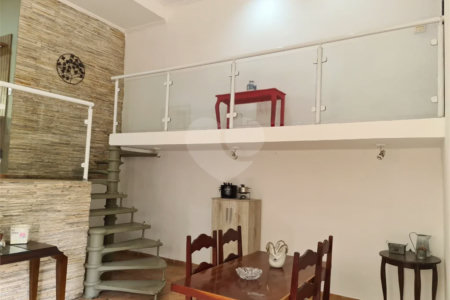 Casa à venda na Vila Esperança com 230m² 3 dormitórios 1 suíte 3 banheiros 3 vagas