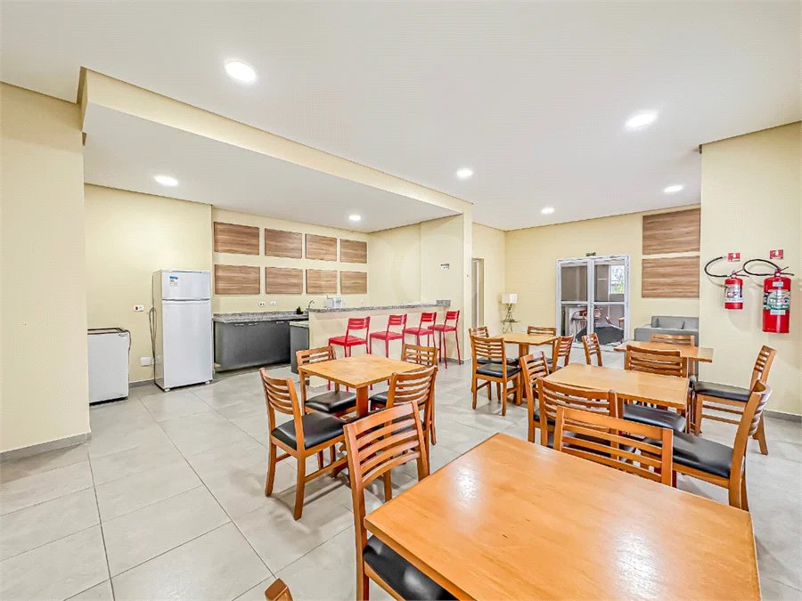 **Apartamento na Saúde 61m² | 2 dormitórios | 1 suíte | 2 vagas | depósito privativo**