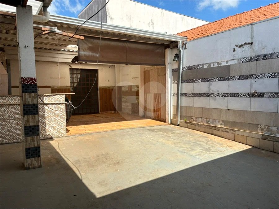 Casa Ampla e Versátil na Vila Marcelino — Excelente Espaço e Pronta para Ocupação Imediata!