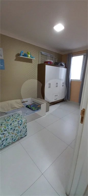 APARTAMENTO A VENDA 2 DORM SENDO 1 SUITE - VAGA DE GARAGEM COBERTA