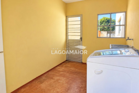 Casa à venda com 3 quartos, sendo 1 suíte, em Jardim Maristela, Três Lagoas - MS