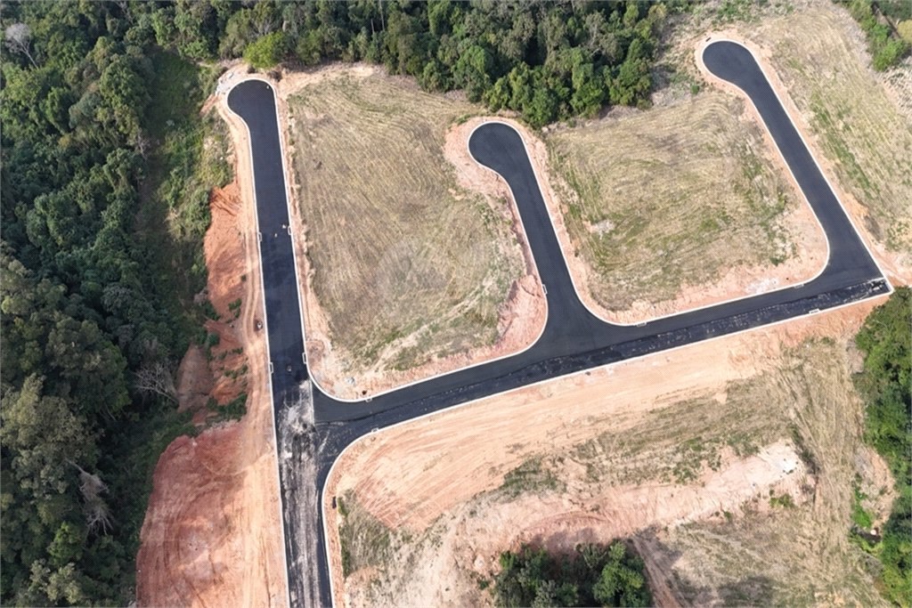 Terreno à venda no condomínio Residencial DI Tamai, Louveira - SP