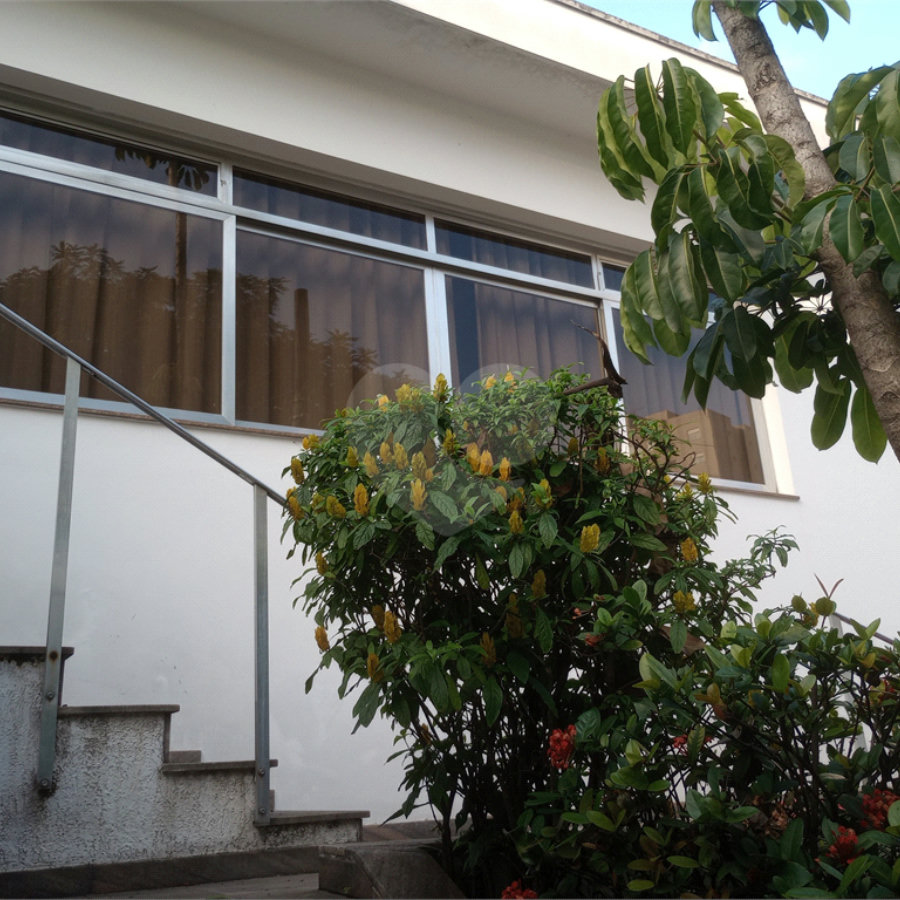 Casa a venda 333m² 2 dormitórios 2 suítes 4 banheiros Saúde-SP