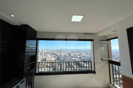 Apartamento no Brás repleto de lazer com 50 m² com 2 dormitórios e 1 vaga, Estuda Permuta