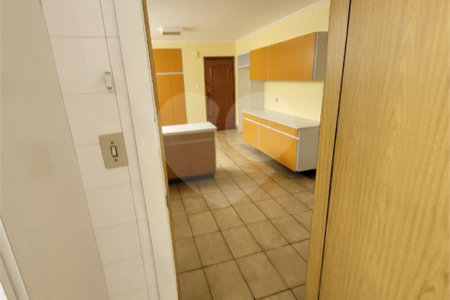 Excelente apartamento à venda no Paraíso, 3 quartos (1 suíte), localização privilegiada