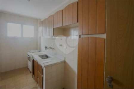 Apartamento para venda no Campo Belo 72m² com 02 dormitórios 1 vaga