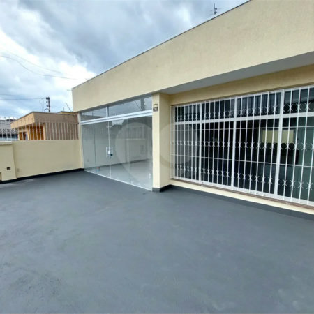 Casa Comercial Estratégico no Centro de Atibaia – Locação ou Venda