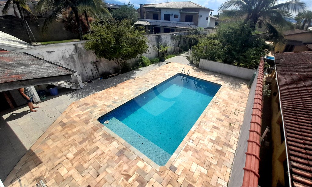 Casa á venda - Peruibe