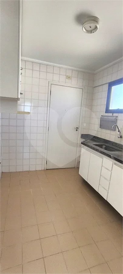 Apartamento a venda de 86 m² em Pinheiros 3 quartos, sendo 1 suíte e 3 vagas