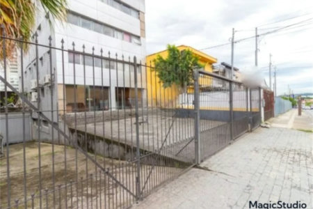 Prédio com 911m² , disponível para venda ou locação na Av. Washingtonís , em Santo Amaro.