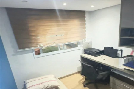 Apartamento com 40 m², 2 quartos, à venda no Cambuci