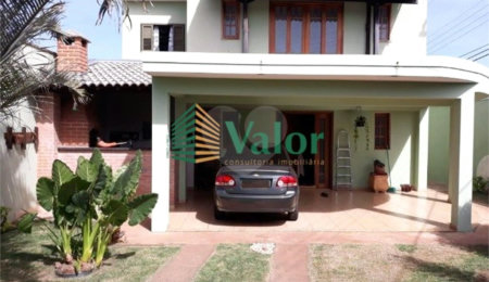 Casa à venda com 3 quartos, sendo 1 suíte,  em Jardim das Torres, São Carlos, SP