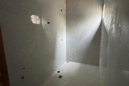 Casa à venda com 3 quartos, sendo 1 suíte,  em Jardim Alvorada, Três Lagoas, MS