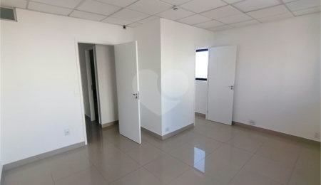 Sala à venda em Vila Guarani (z Sul), São Paulo, SP