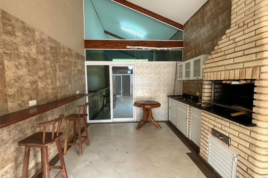 Casa à venda com 4 quartos, sendo 3 suítes,  em Morada da Praia, Bertioga, SP