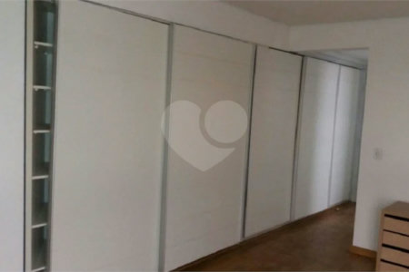 Cobertura duplex à venda na Mooca de 277m² com 3 dormitórios, 1 suíte e 3 vagas.
