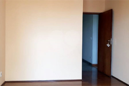 Apartamento no Condomínio Torello Dinucci
