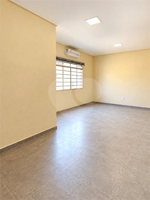 Sala comercial para locação em Vinhedo - SP