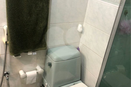 Apartamento na Região do Anália Franco Próximo ao Shopping com 3 Dormitórios sendo 1 Suíte e 2 Vagas de Garagem