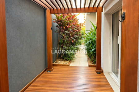 Casa à venda com 4 quartos, sendo 3 suítes, no condomínio Portal das Àguas, Três Lagoas - MS