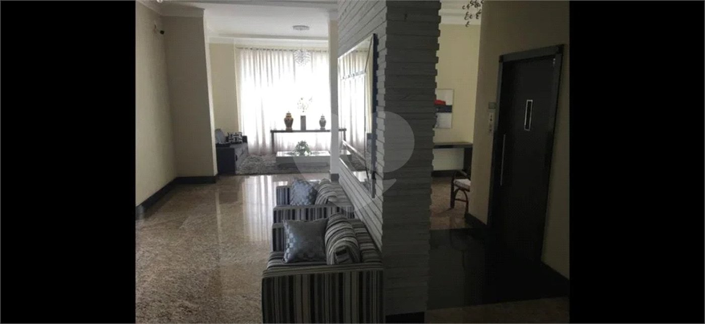 Lindo apartamento em ótima localização na Mooca!