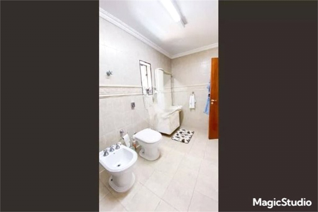 Casa com 540m² , 5 dormitórios , sendo 4 suítes , 10 vagas , à venda no bairro Jardim , em Santo André