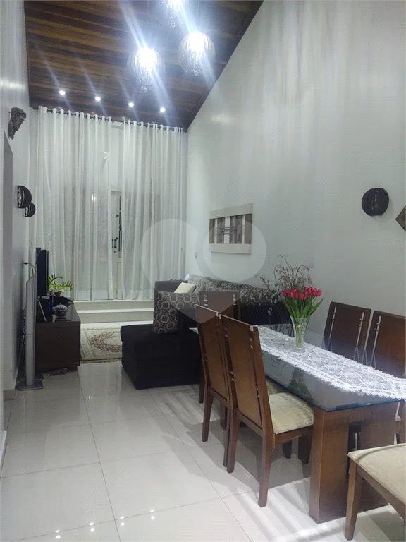 Sobrado à venda na Vila Guilherme com 03 Dormitórios por R$ 699.900,00