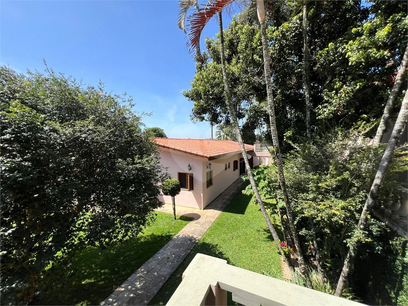 CASA TÉRREA ALTO PADRÃO NO TREMEMBE