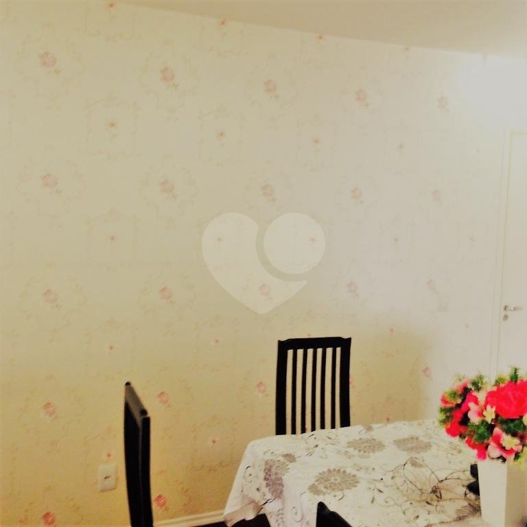 Apartamento com 03 dormitórios no Cambuci.