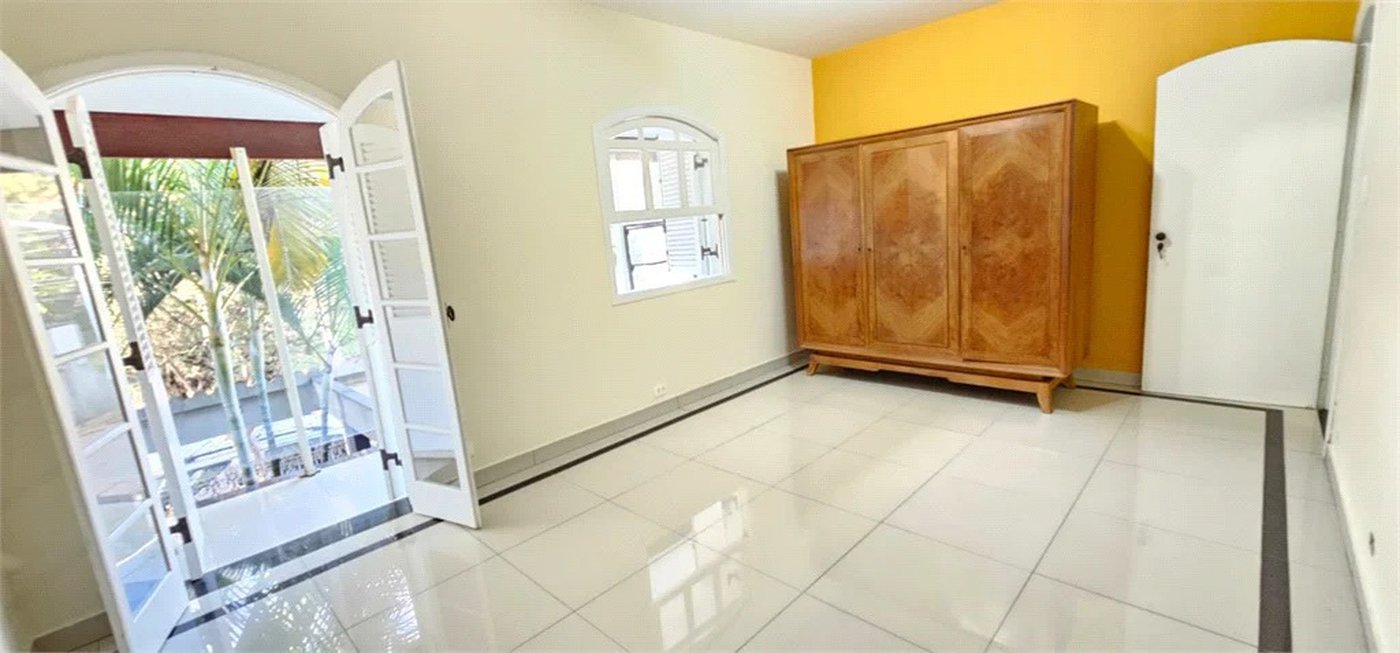 Sobrado à venda com 3 quartos, sendo 1 suíte, em Vila Leopoldina, São Paulo, SP
