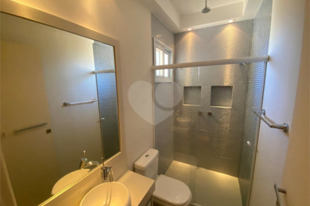 Casa á venda condomínio Damha I