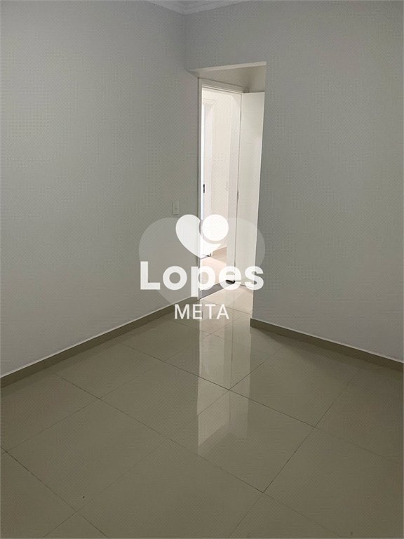 APARTAMENTO A VENDA, CONDOMINIO VIA SCHNEIDER, 3 DORMITORIOS 1 SENDO SUITE, 2 VAGAS DE GARAGEM, TAUB