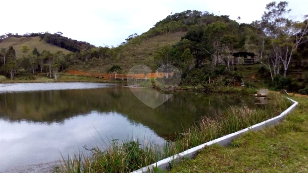 Sítio à Venda Natividade da Serra c/ 2.291,56m² Area Const. e 271.000,00m² Área Total