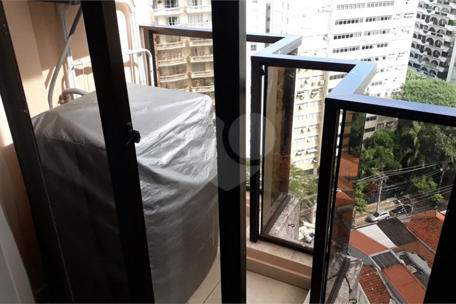 Apartamento à venda mobiliado nos Jardins — 126 m²