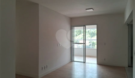 Apartamento à venda com 3 quartos, sendo 1 suíte,  em Jardim Cascatinha, Poços de Caldas, MG