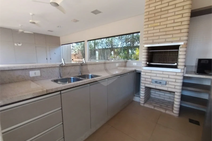 Casa em Condomínio à Venda em Piracicaba/SP.