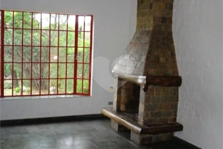 Sobrado à venda na Vila Rosália