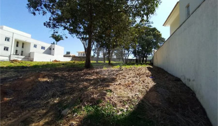 Terreno à venda em Parque Colina da Mantiqueira, São João da Boa Vista, SP