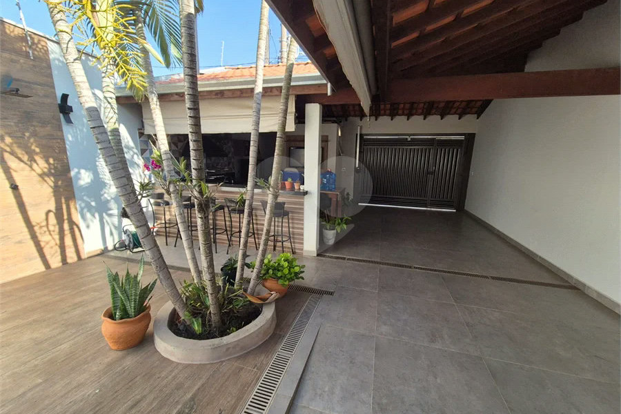 Sobrado à venda com 3 quartos em Vila Industrial, Piracicaba, SP
