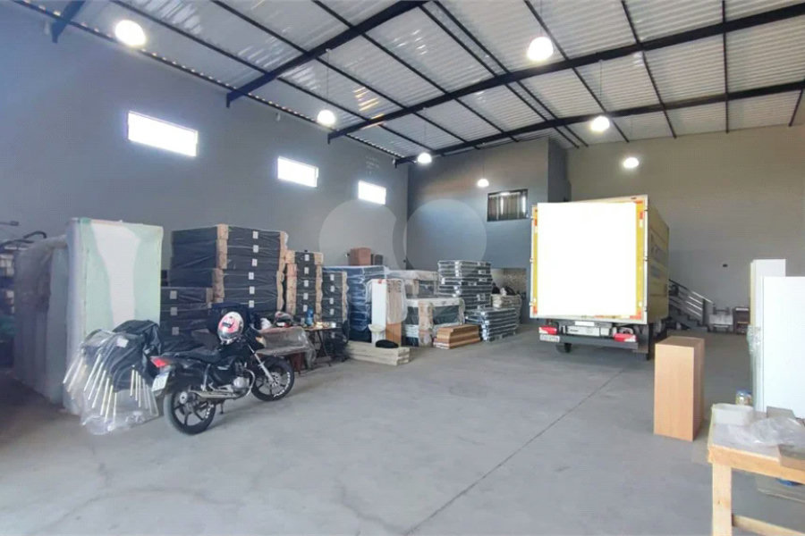 Galpão comercial para alugar em Piracicaba - SP.