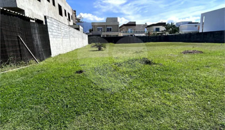 Terreno à venda em Maitinga, Bertioga, SP